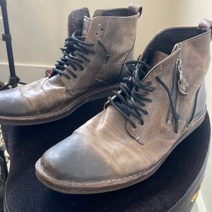 RARE John Varvatos USA zip up ankle boots. Style: Barrett
